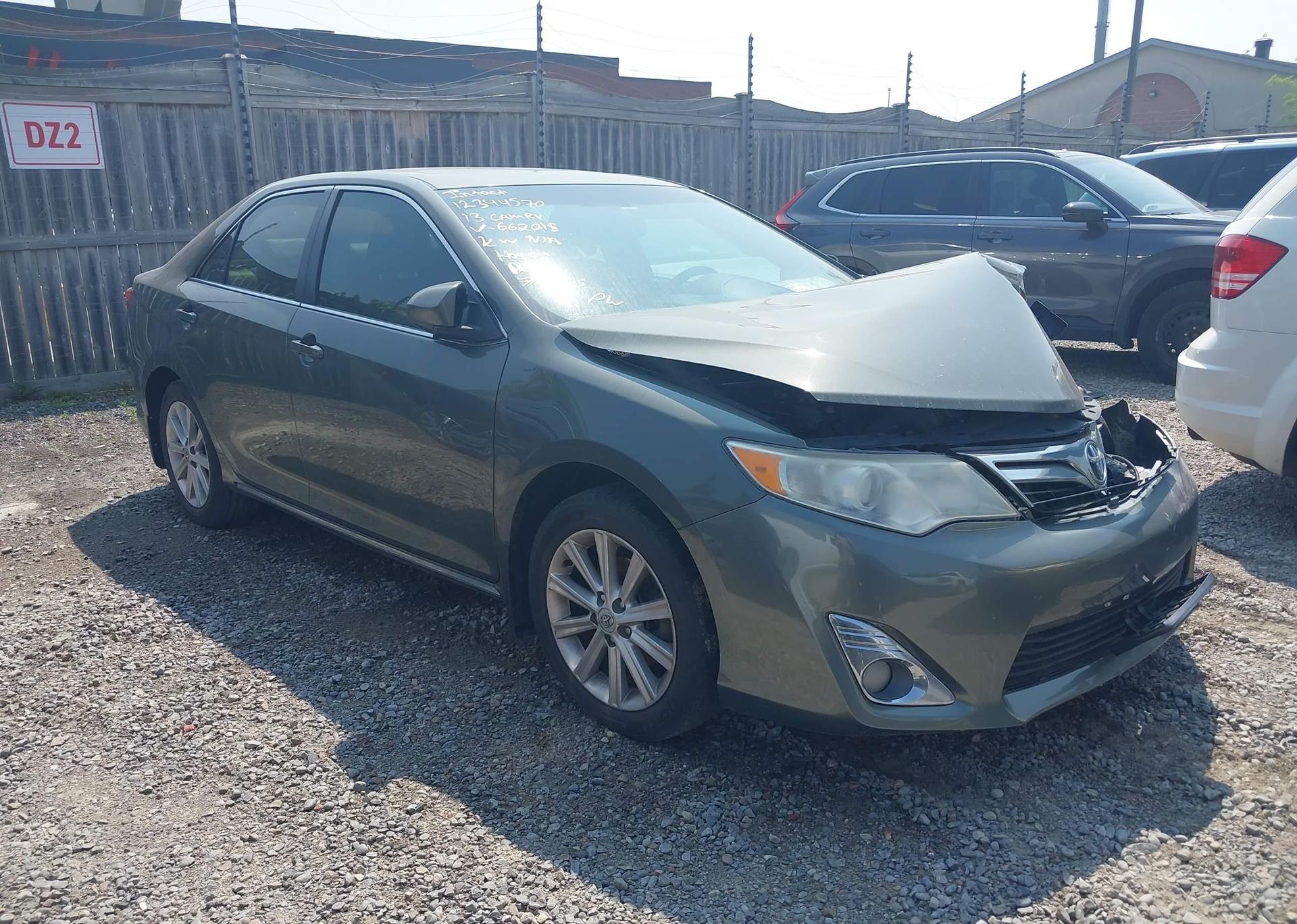 2013 TOYOTA CAMRY
