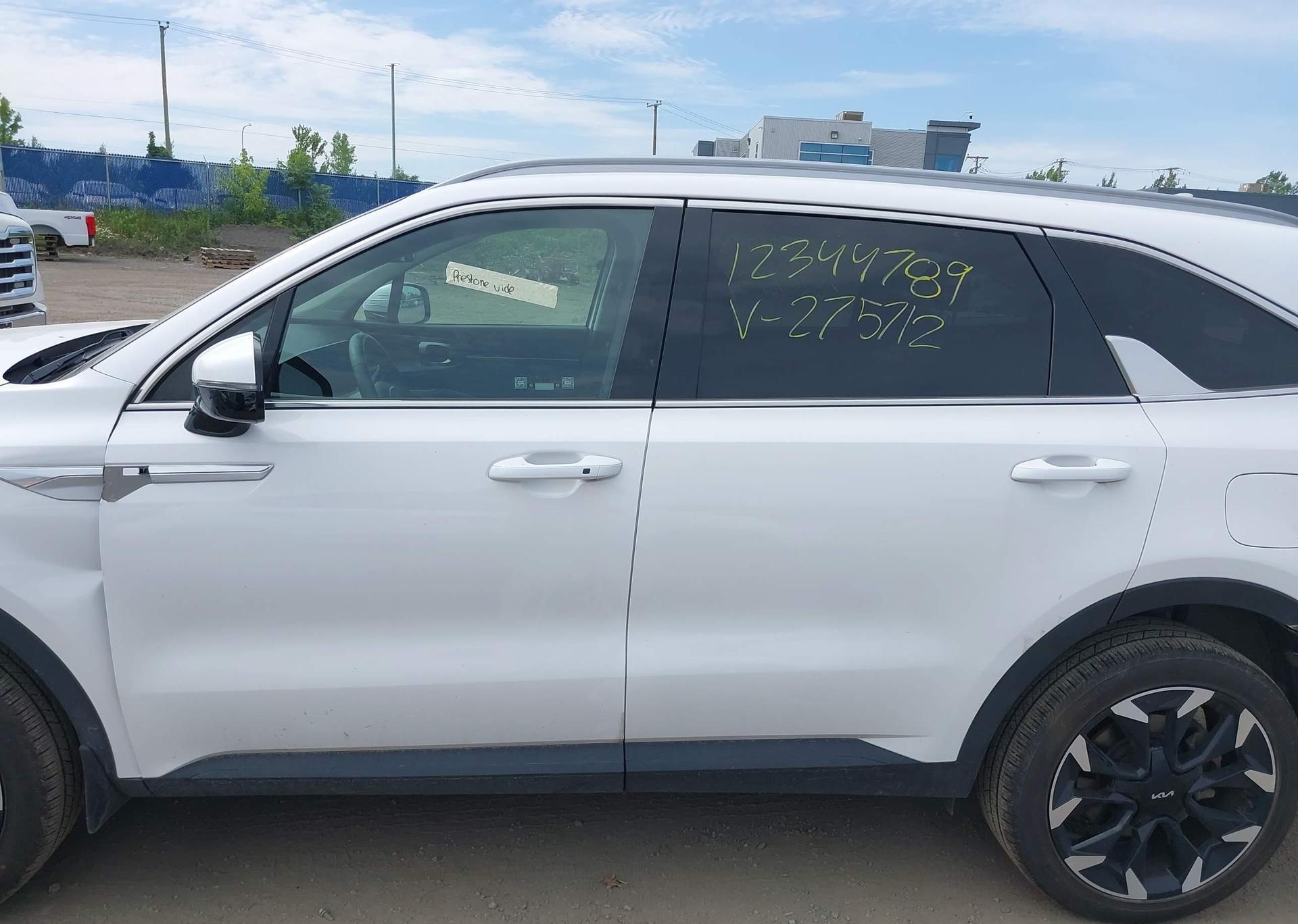 2024 KIA SORENTO EX