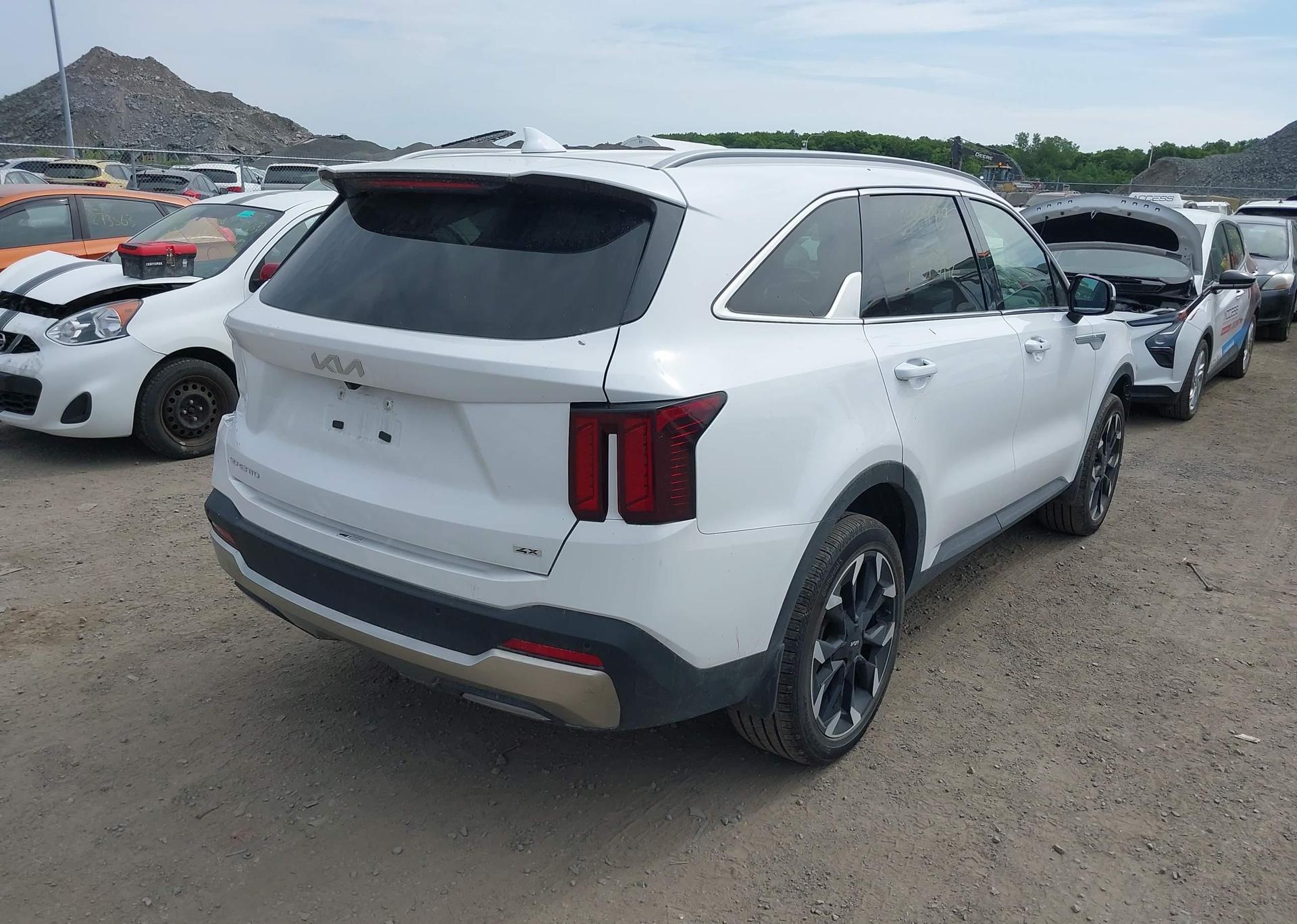 2024 KIA SORENTO EX