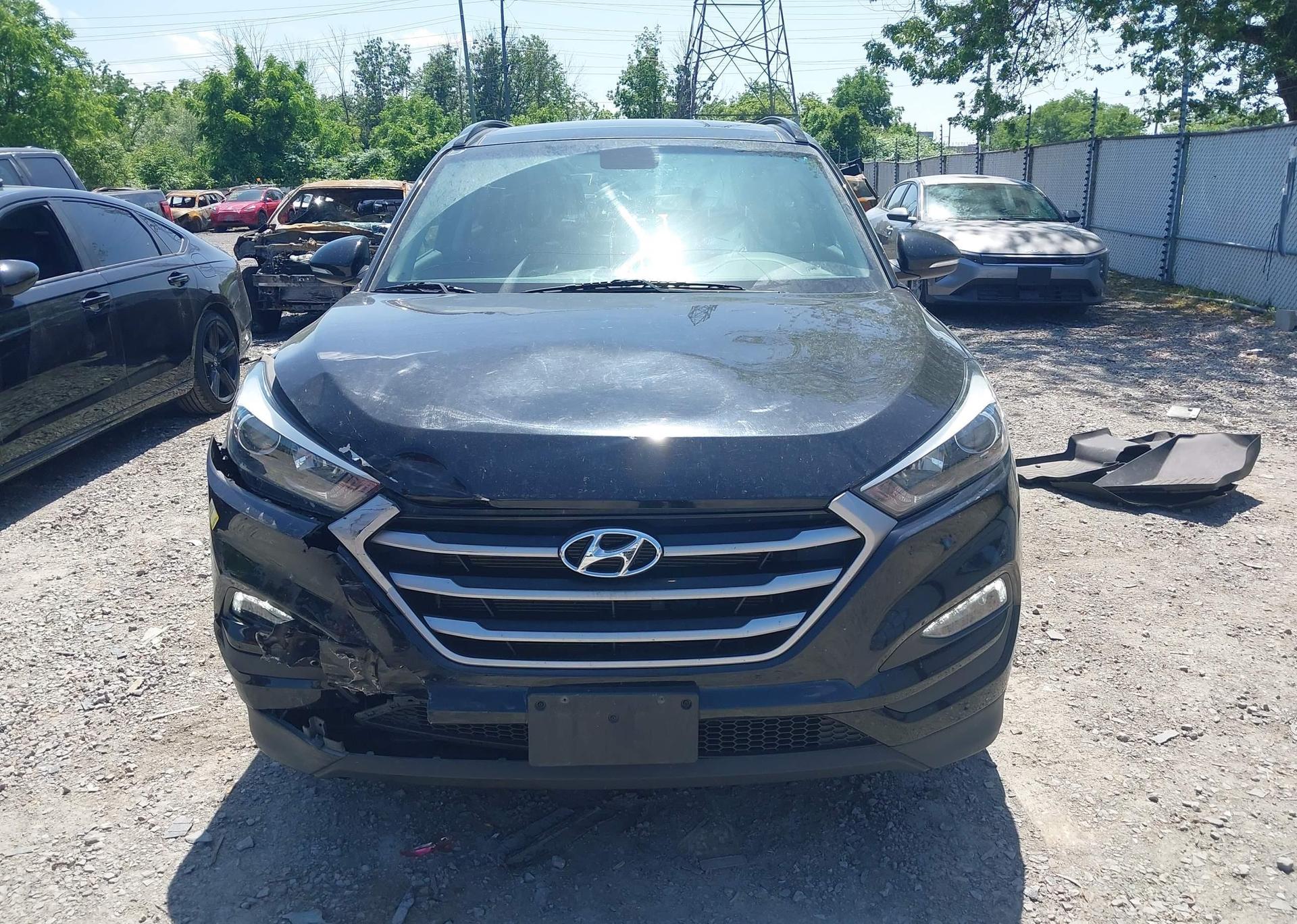 2017 HYUNDAI TUCSON LUXURY