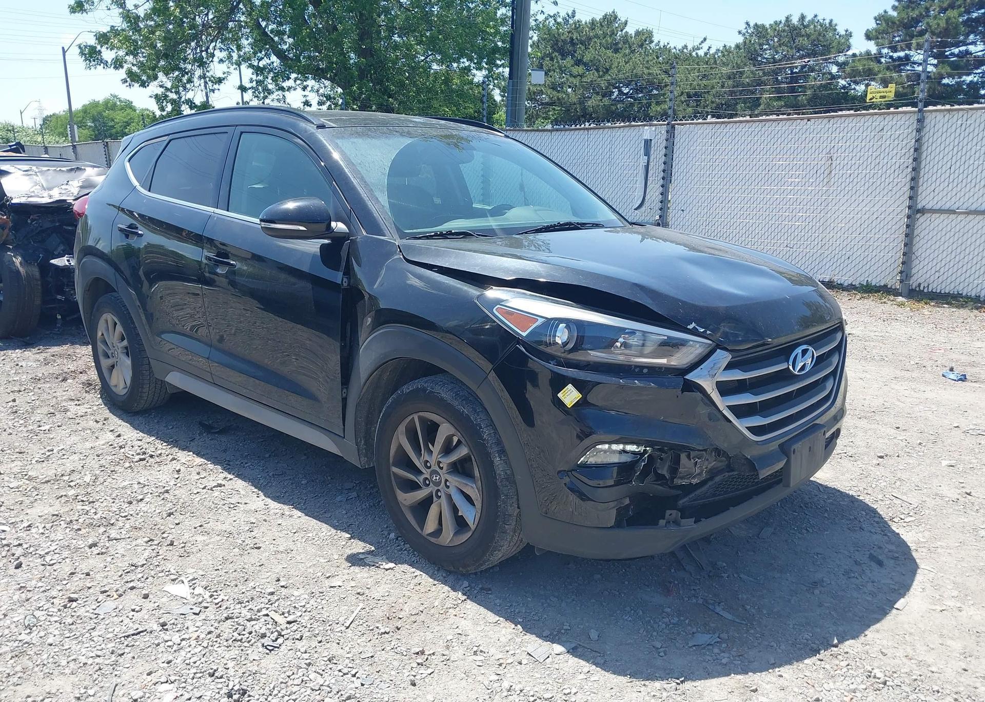 2017 HYUNDAI TUCSON LUXURY