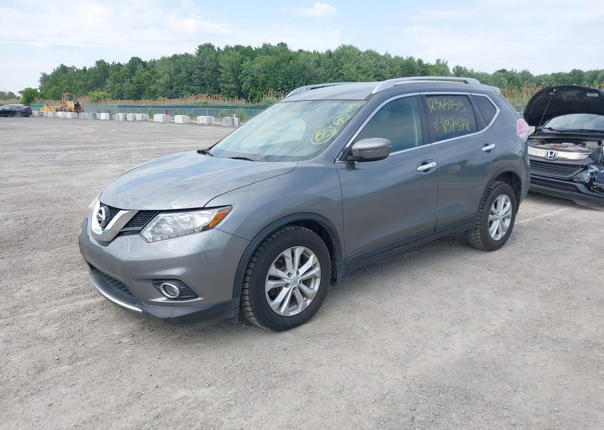 2016 NISSAN ROGUE