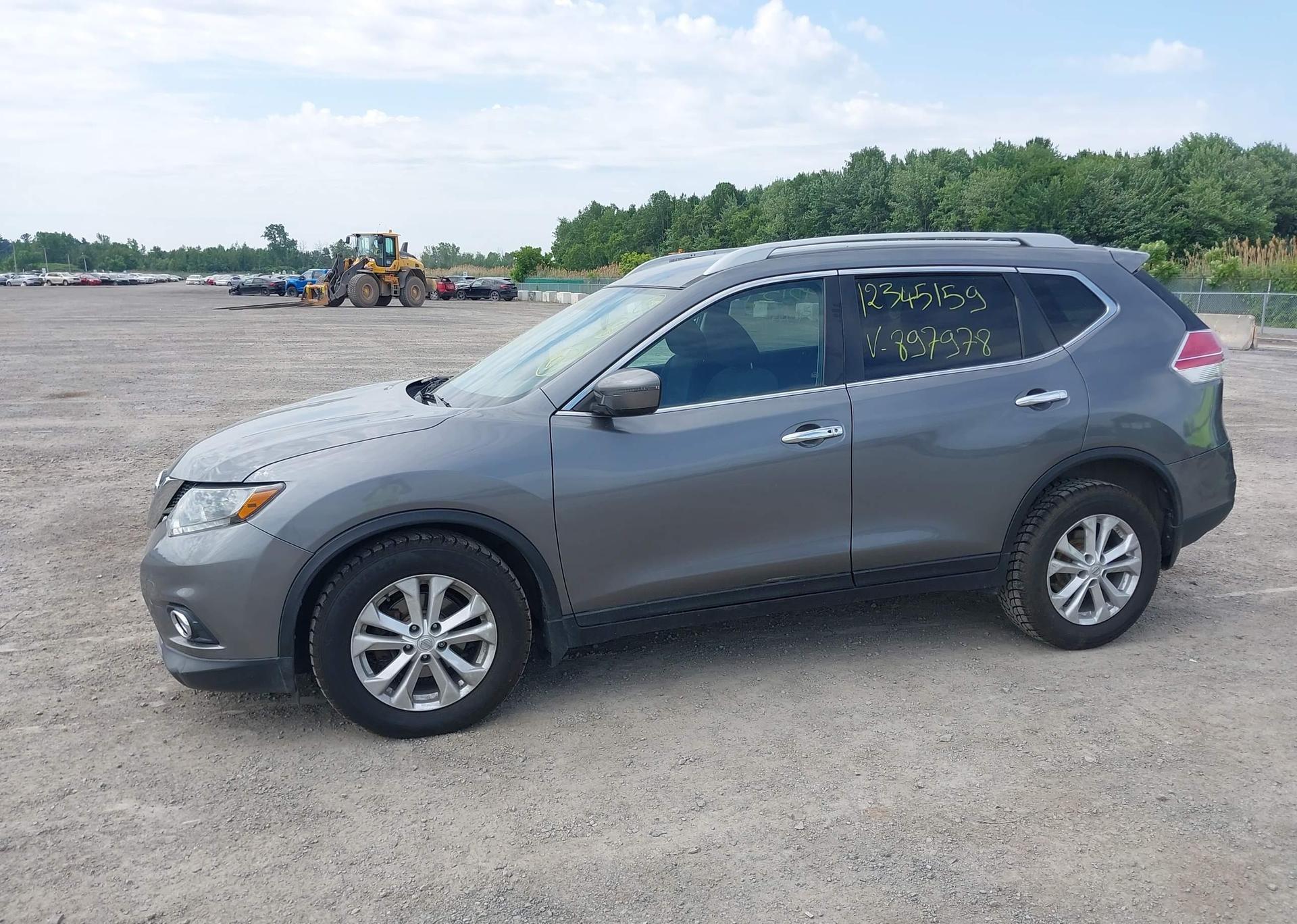 2016 NISSAN ROGUE