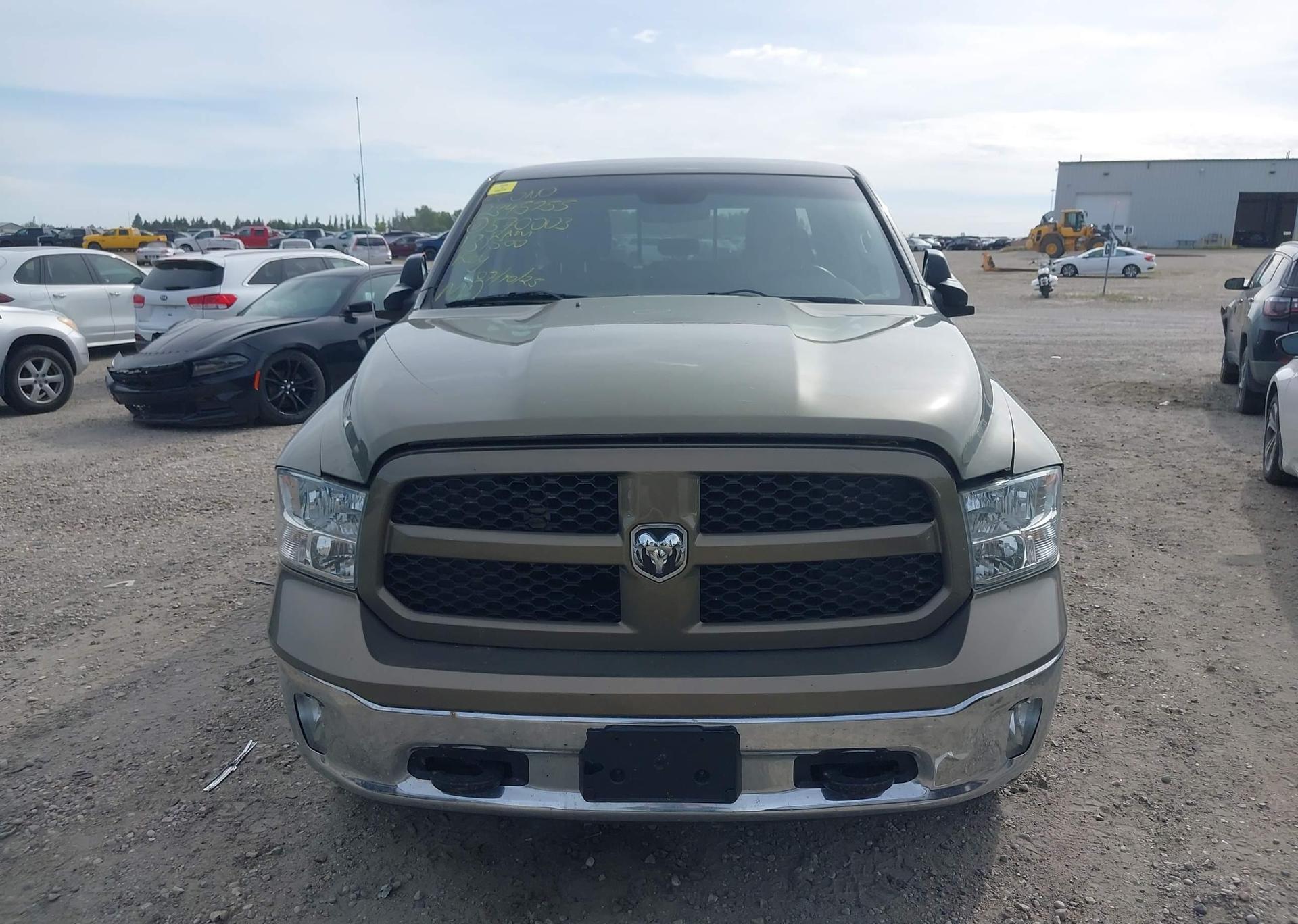 2013 RAM 1500 SLT