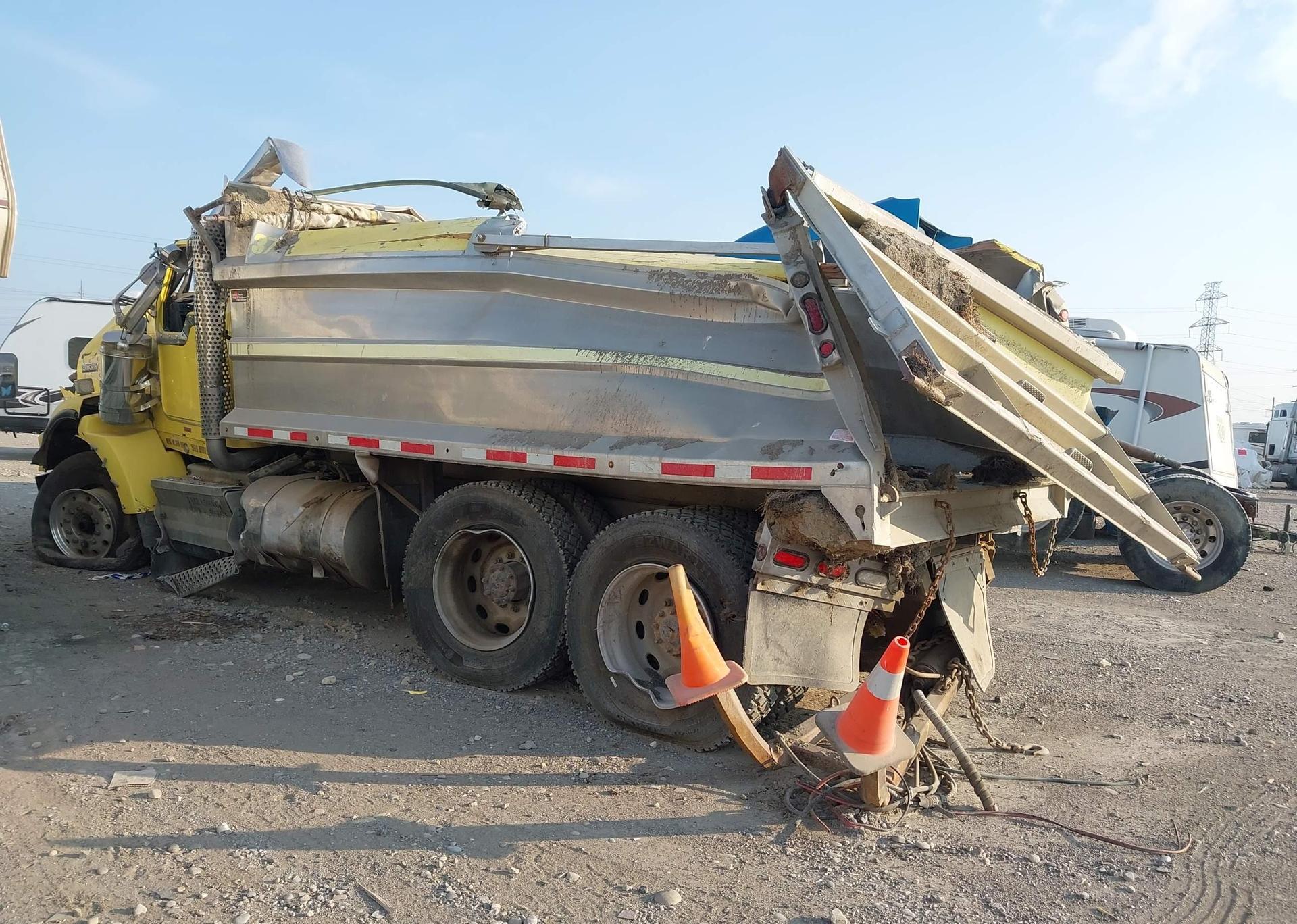 2012 KENWORTH CONSTRUCTION T800