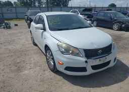 2011 SUZUKI KIZASHI SE