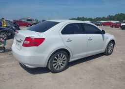 2011 SUZUKI KIZASHI SE