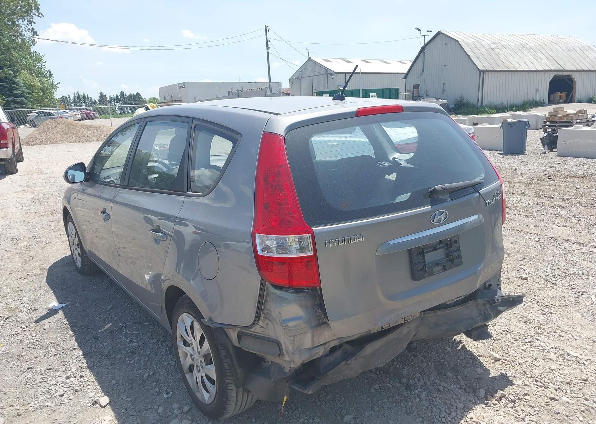 2011 HYUNDAI ELANTRA TOURING GLS