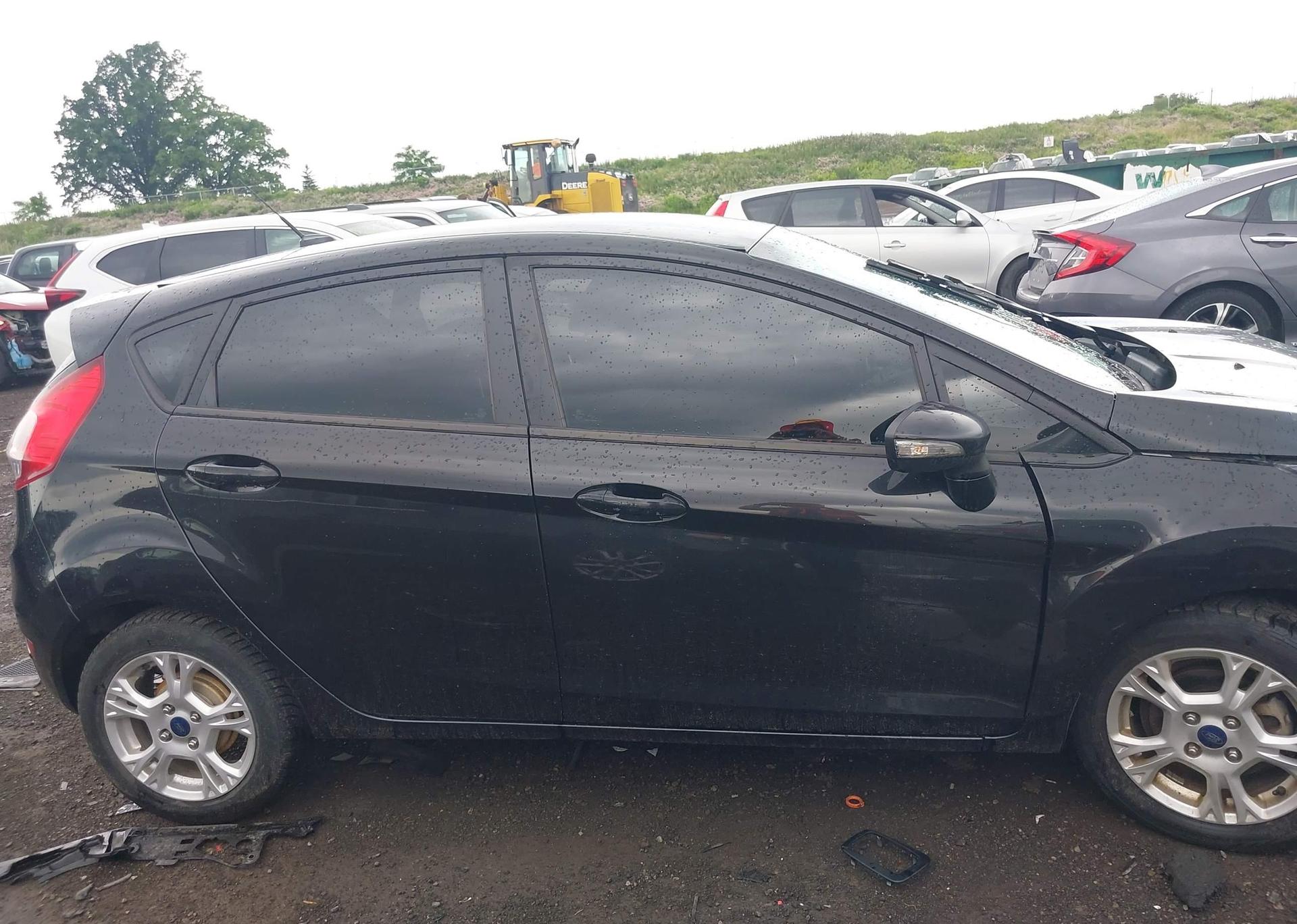2014 FORD FIESTA SE