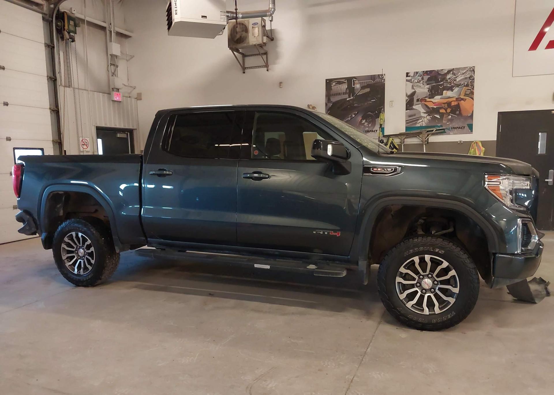 2021 GMC SIERRA K1500 AT4