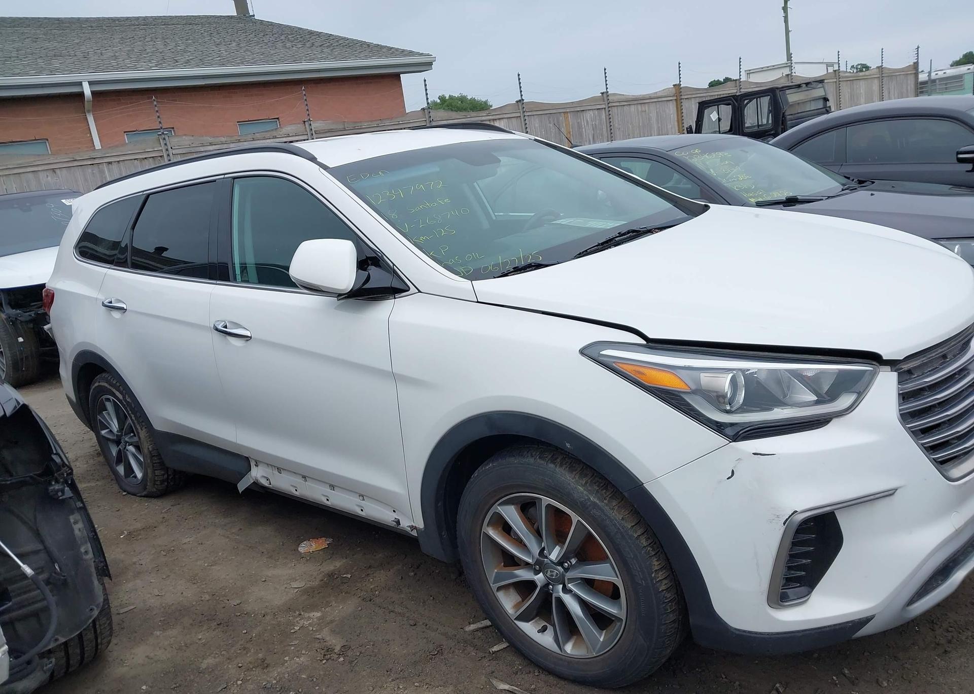 2018 HYUNDAI SANTA FE SE