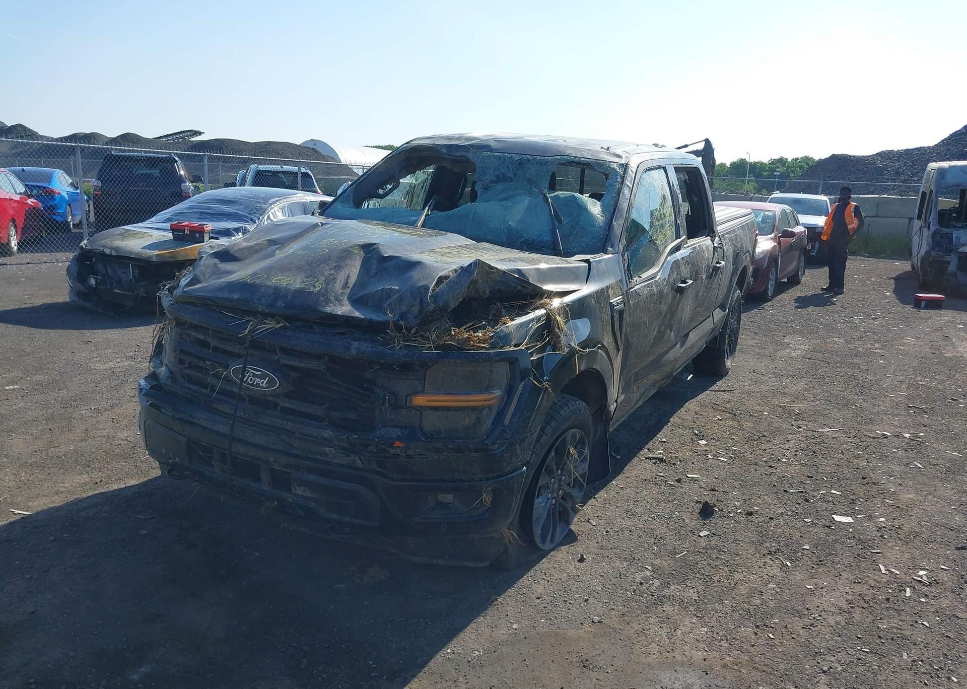 2024 FORD F-150 XLT