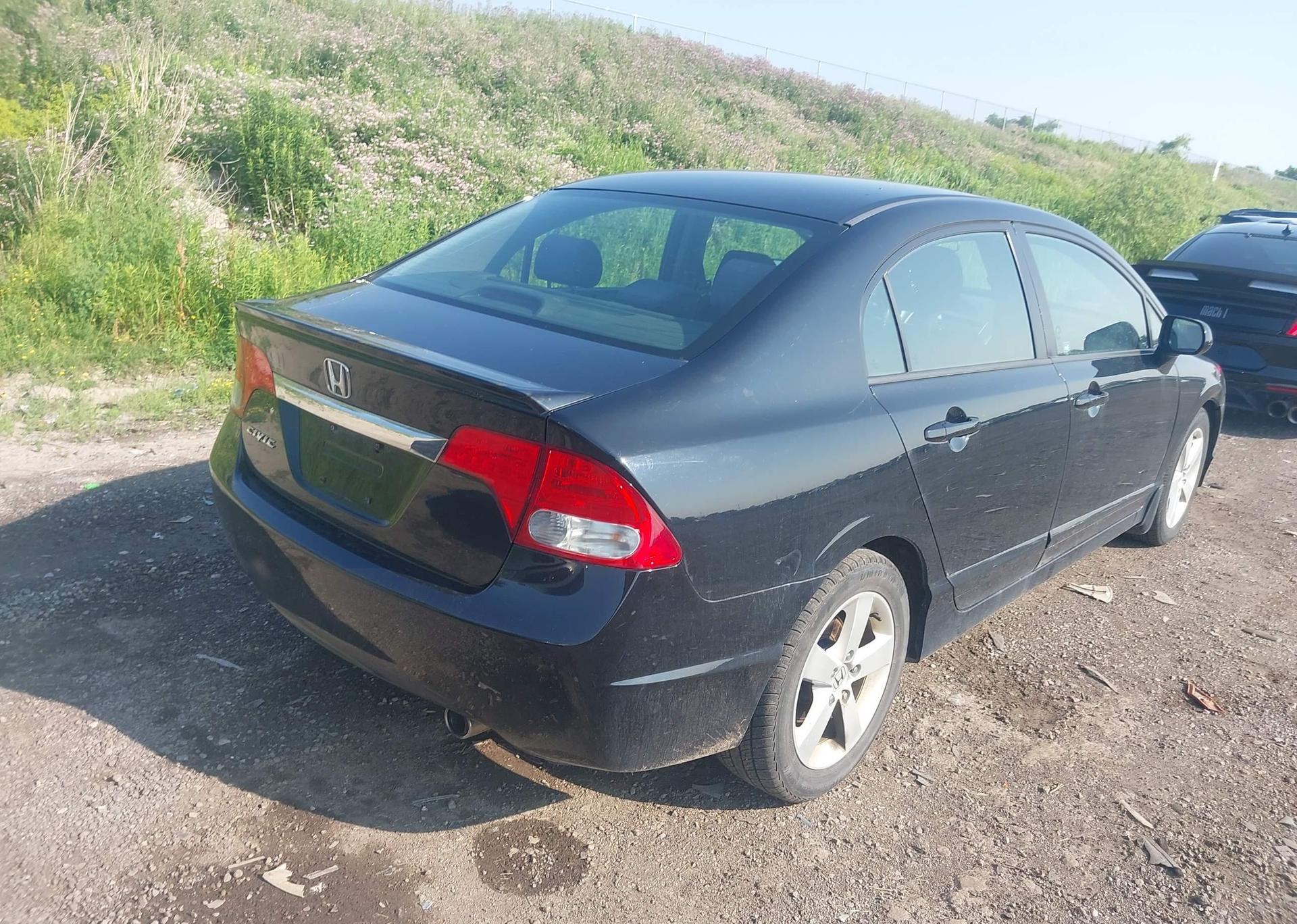 2011 HONDA CIVIC SE