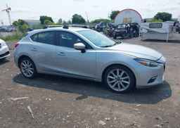 2017 MAZDA MAZDA3 GT