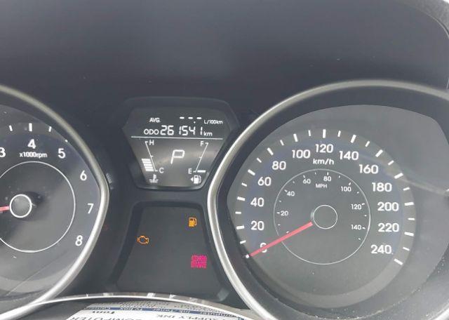 2013 HYUNDAI ELANTRA GL