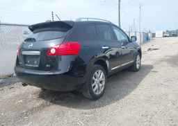 2013 NISSAN ROGUE S