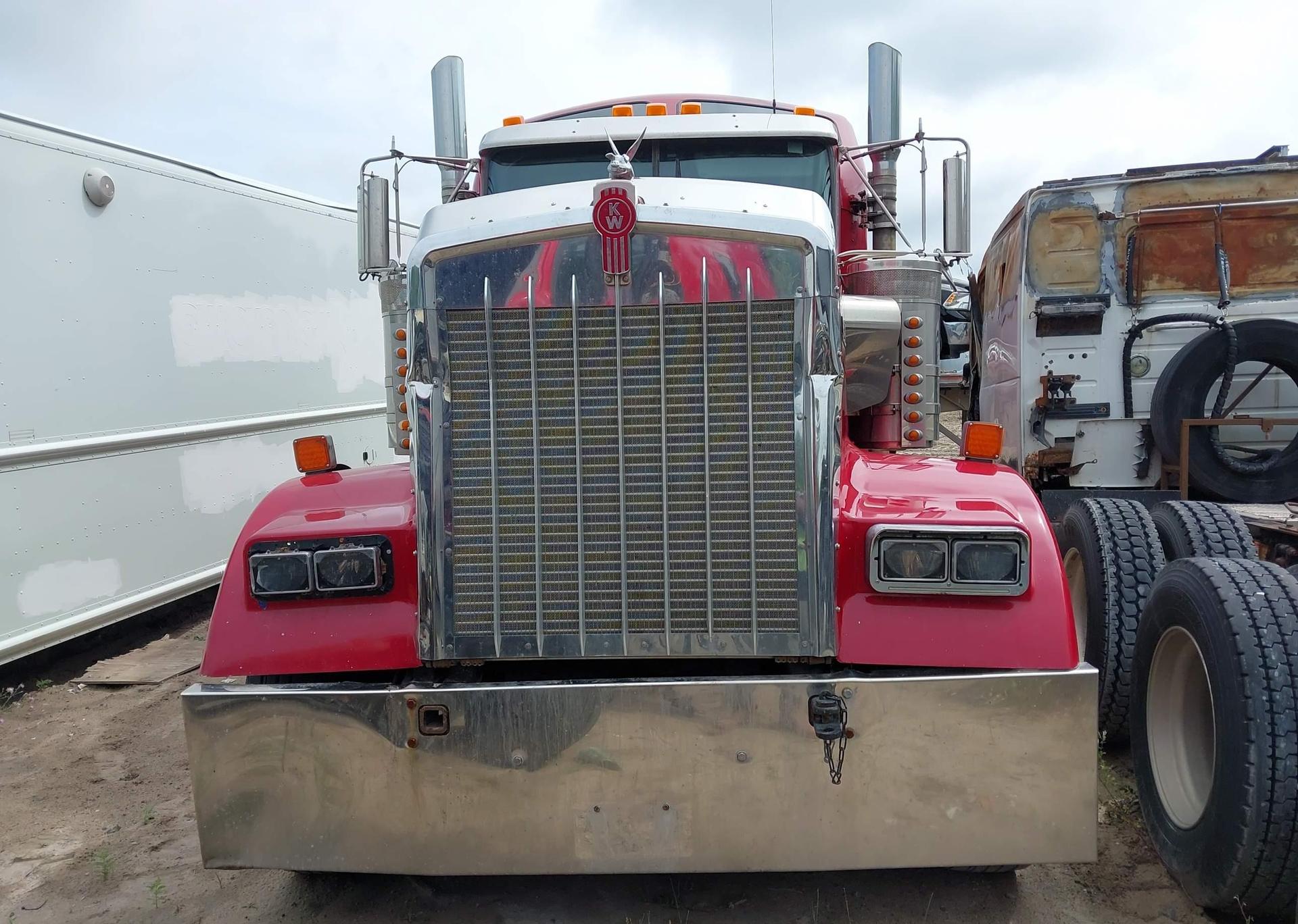 2019 KENWORTH CONSTRUCTION W900