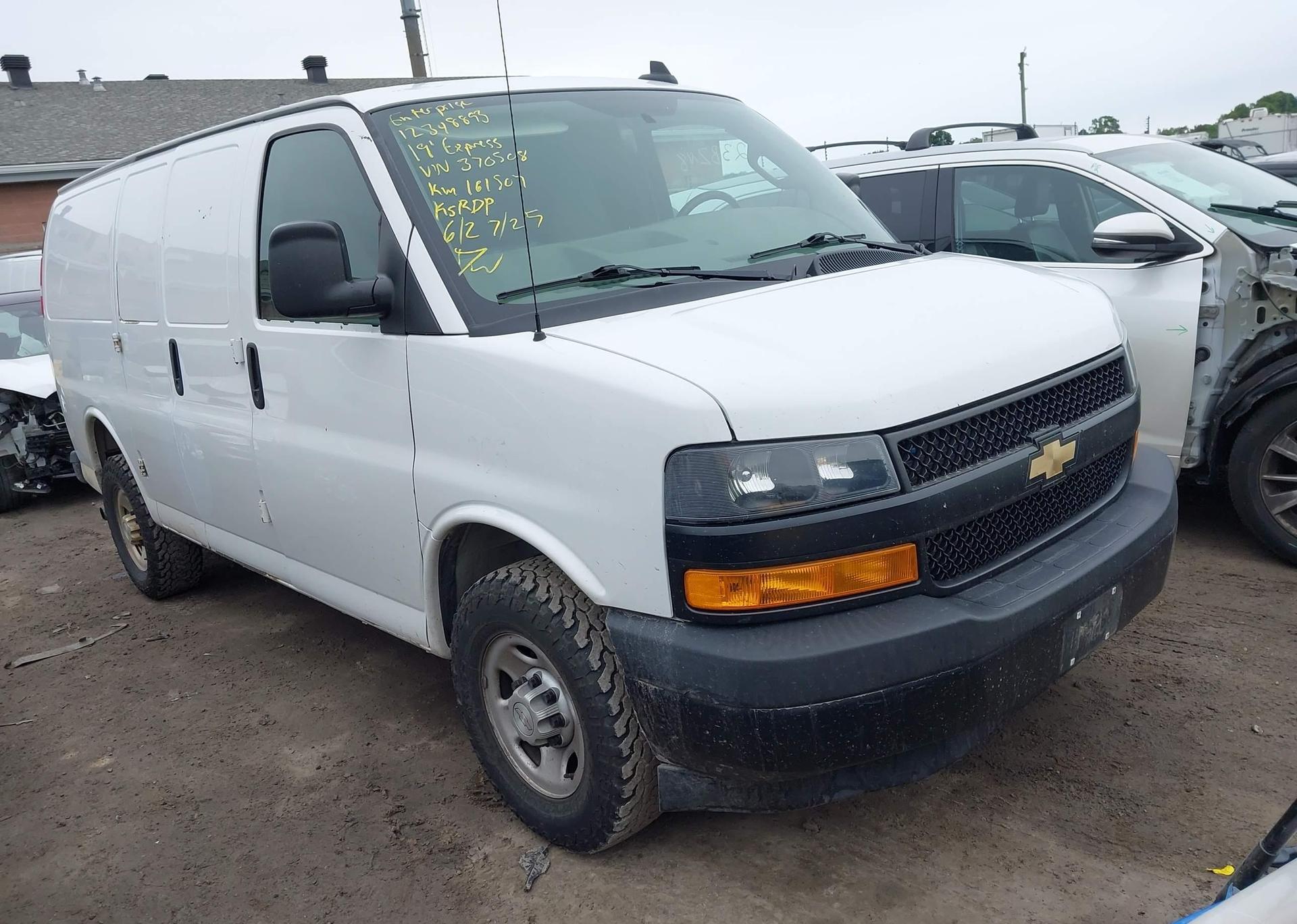 2019 CHEVROLET EXPRESS G2500
