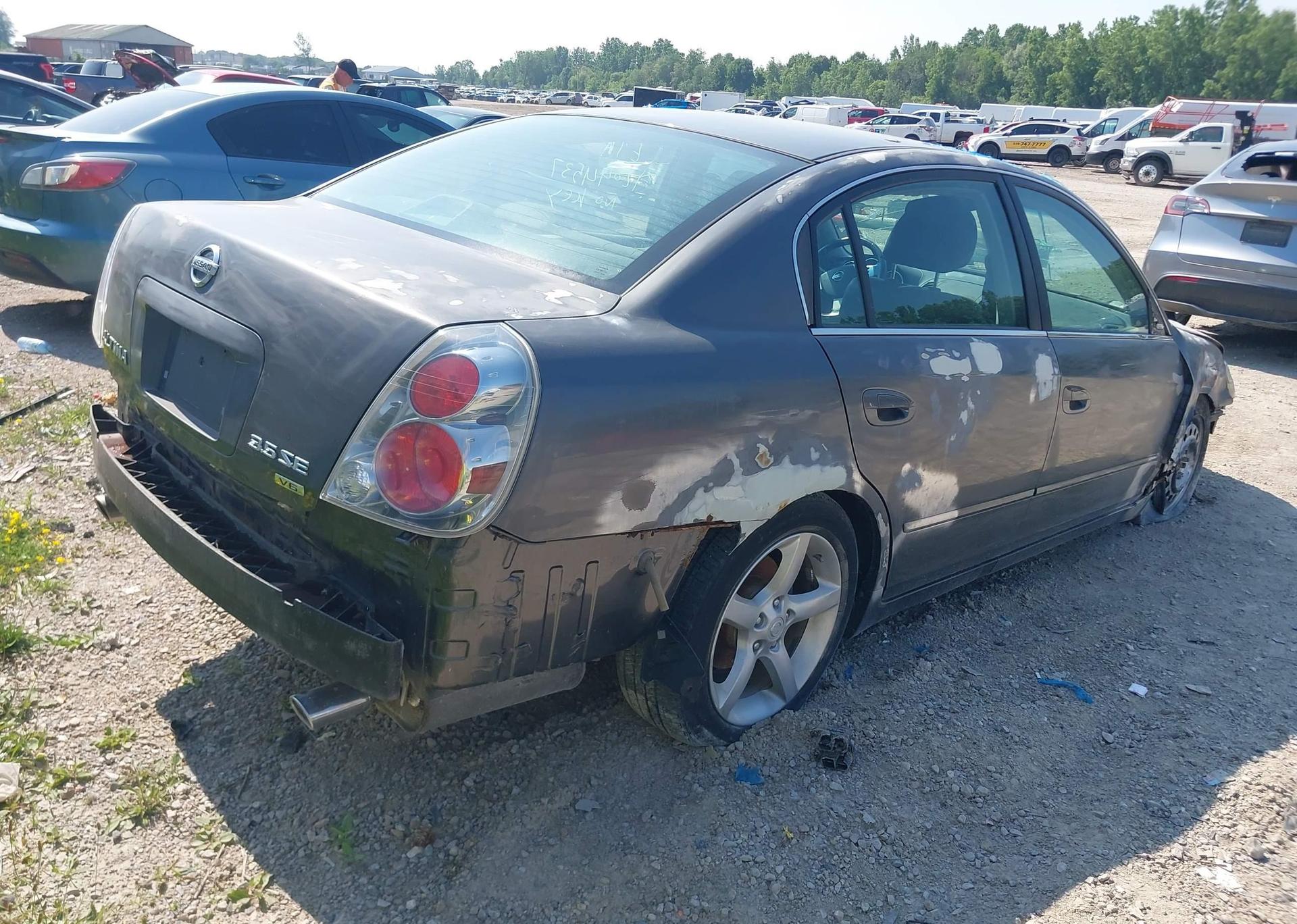 2005 NISSAN ALTIMA 3.5 SL