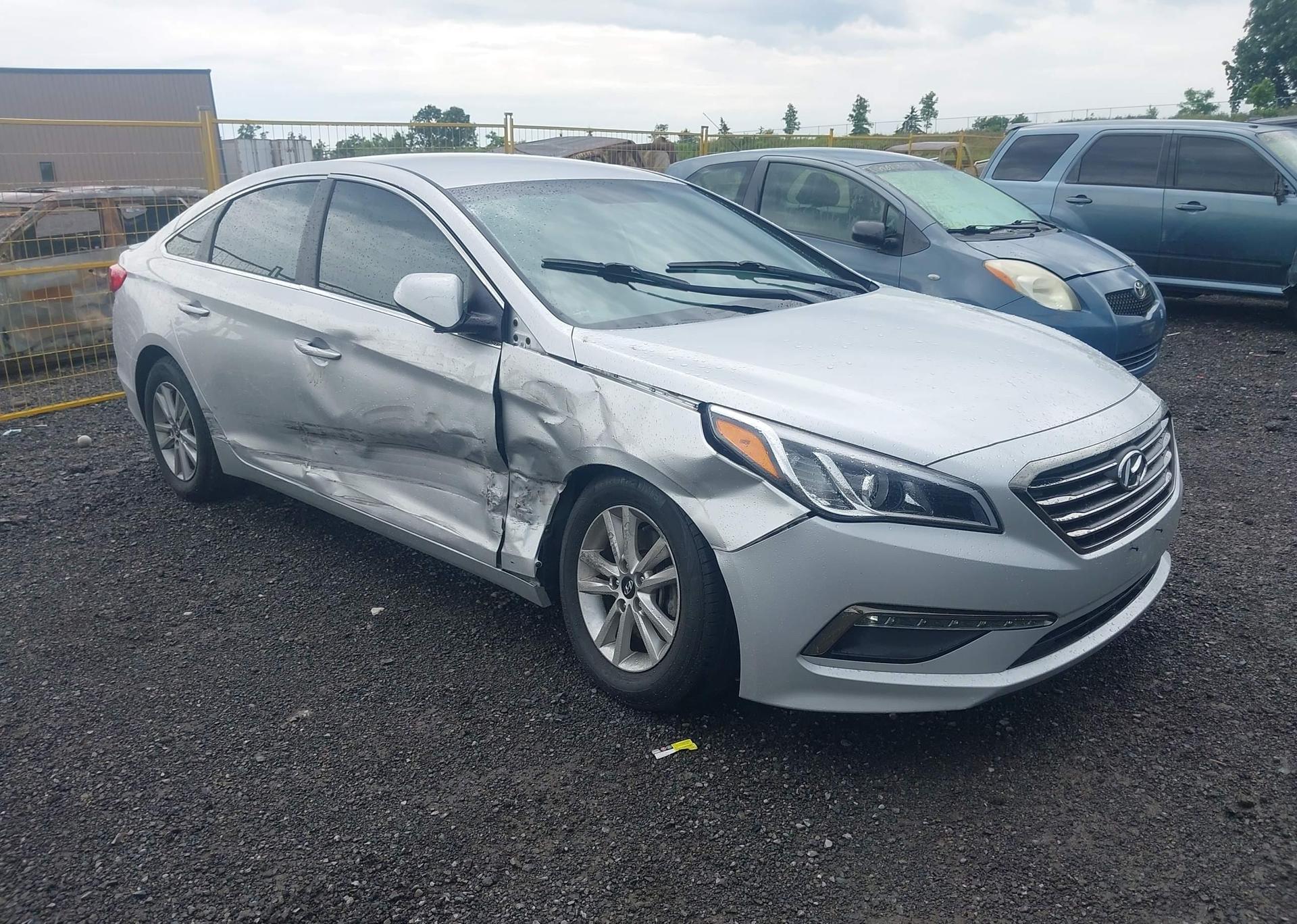 2015 HYUNDAI SONATA SE