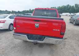 2018 RAM 1500 SLT