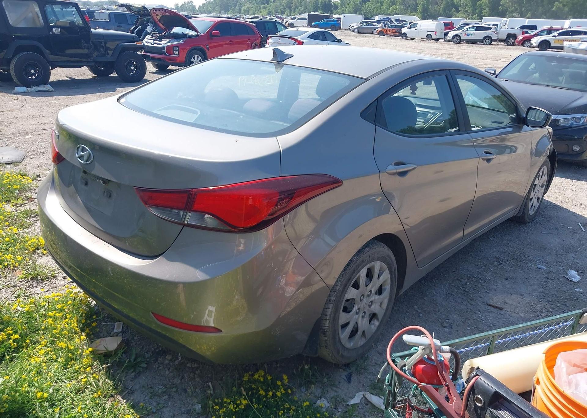2015 HYUNDAI ELANTRA GL