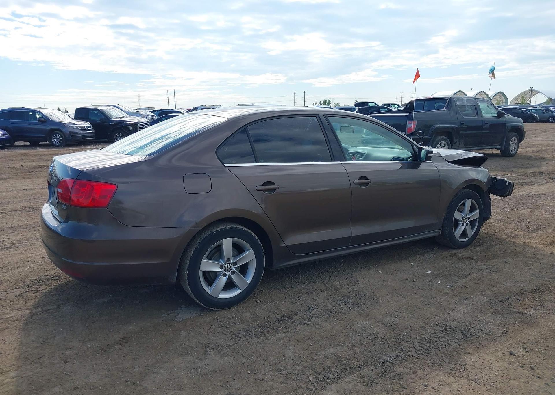 2011 VOLKSWAGEN JETTA SE