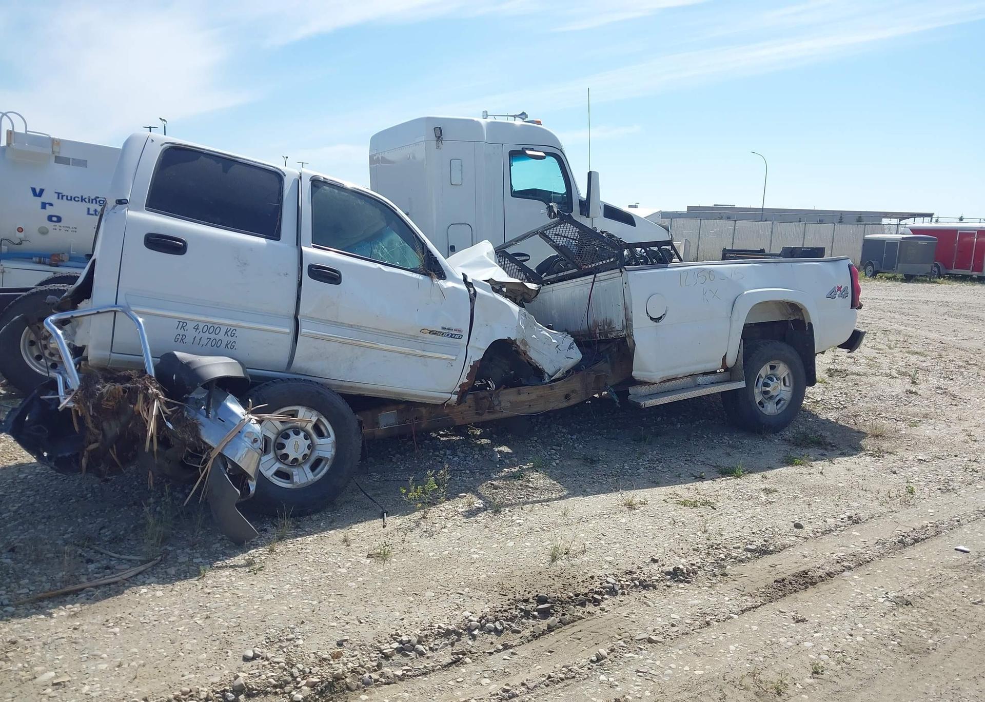 2004 CHEVROLET SILVERADO 2500HD LS