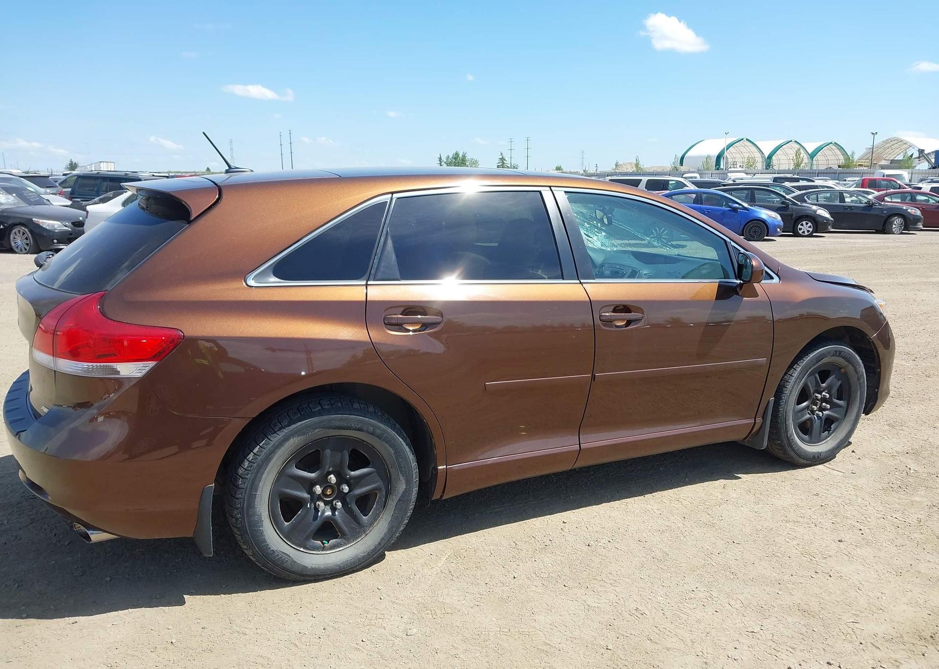 2011 TOYOTA VENZA