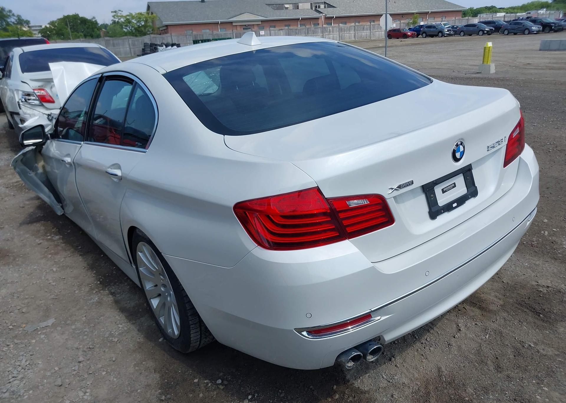 2016 BMW 528 XI