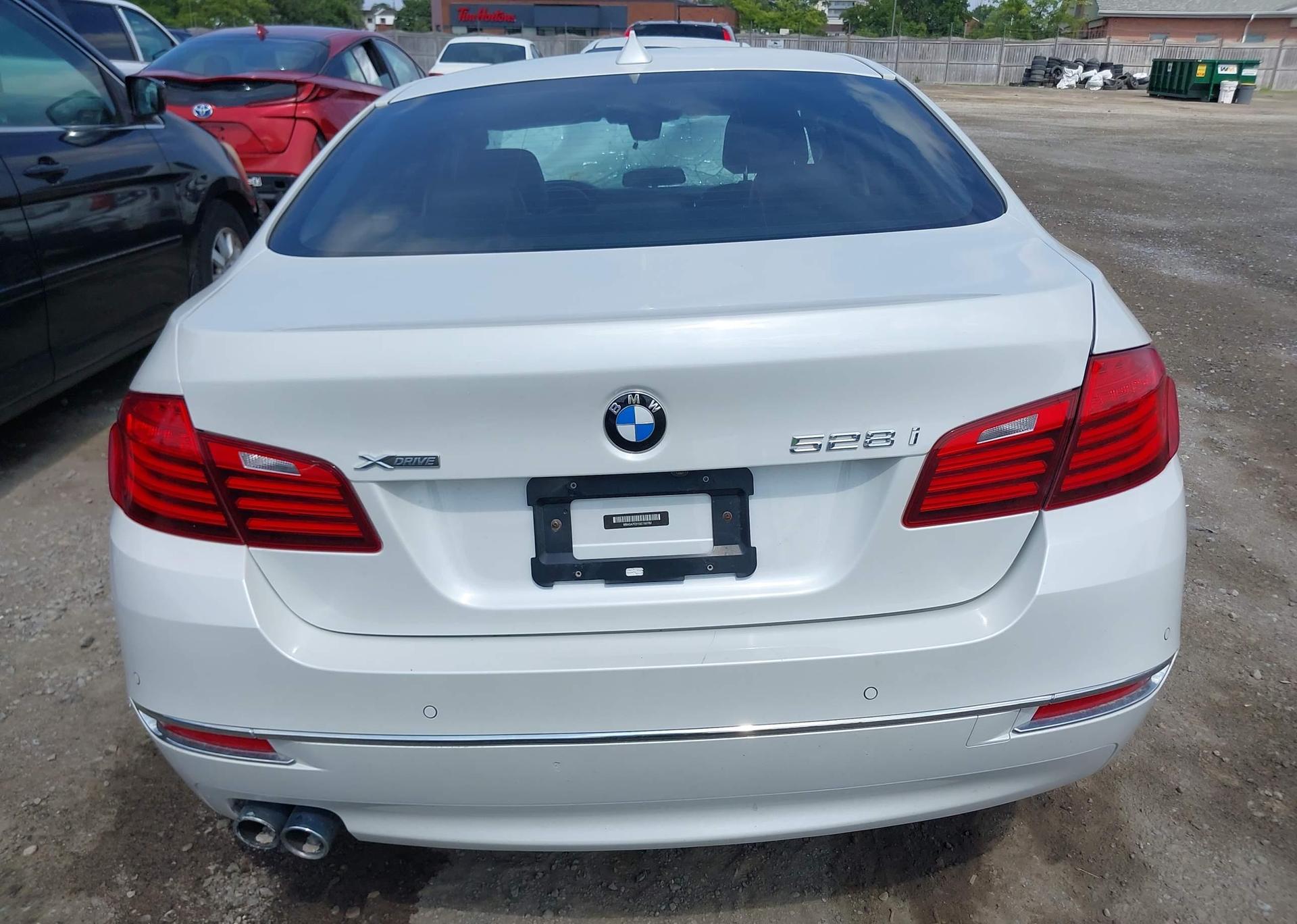 2016 BMW 528 XI