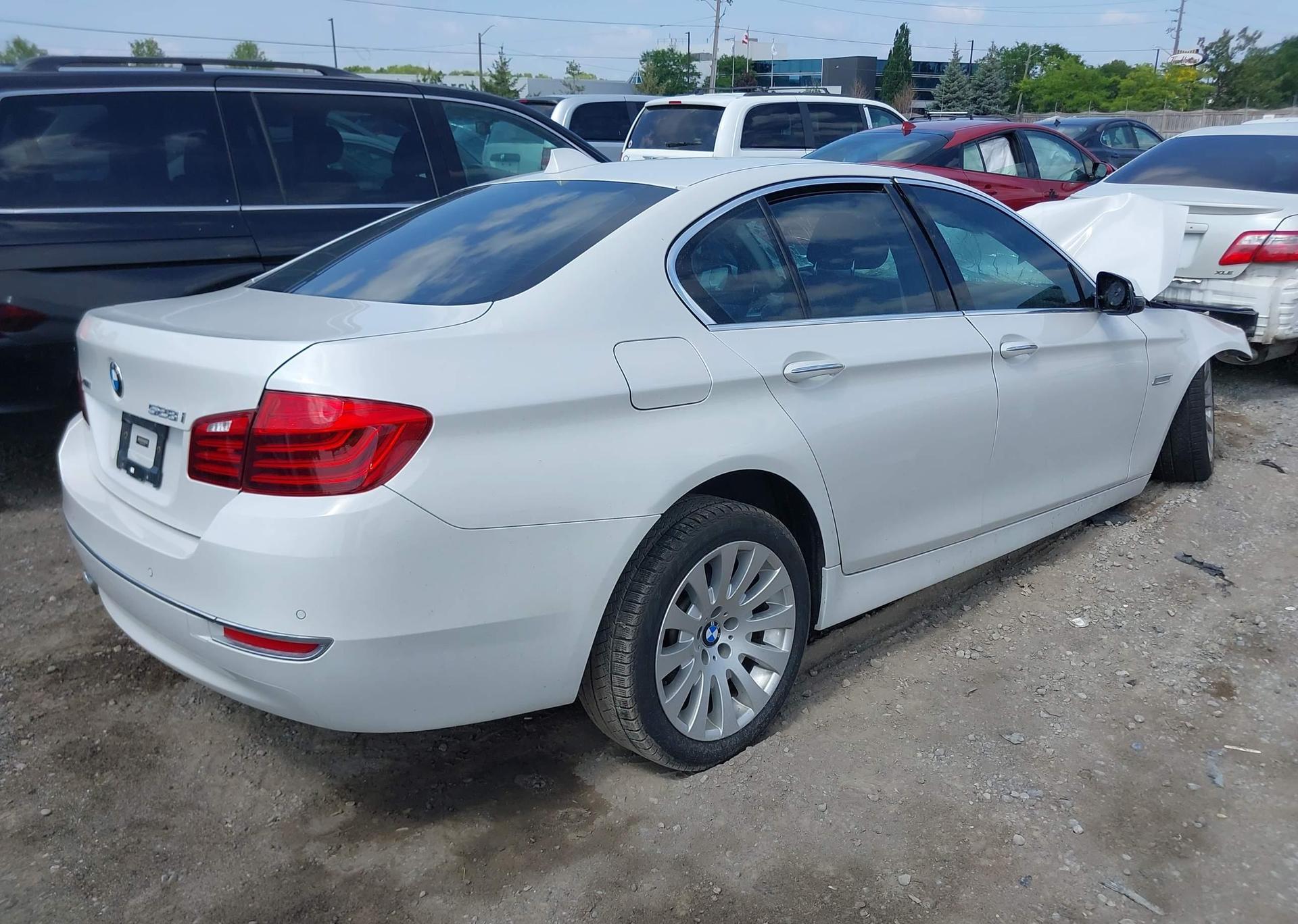 2016 BMW 528 XI