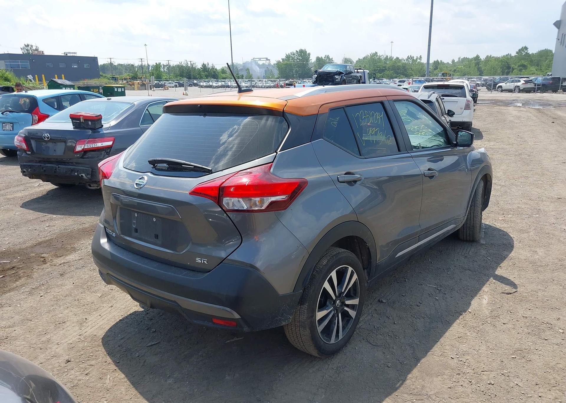 2018 NISSAN KICKS S