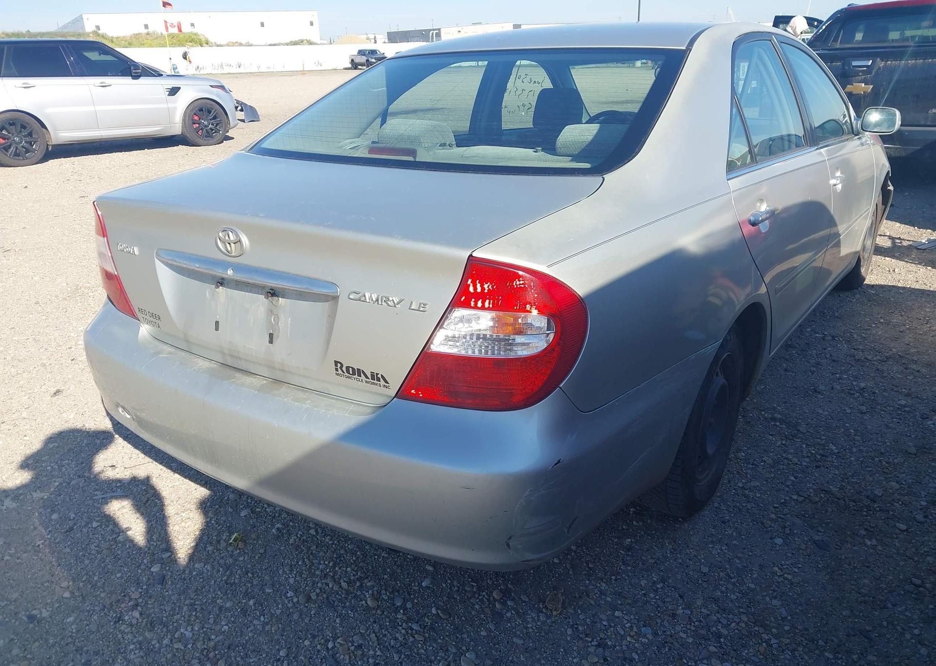 2003 TOYOTA CAMRY LE