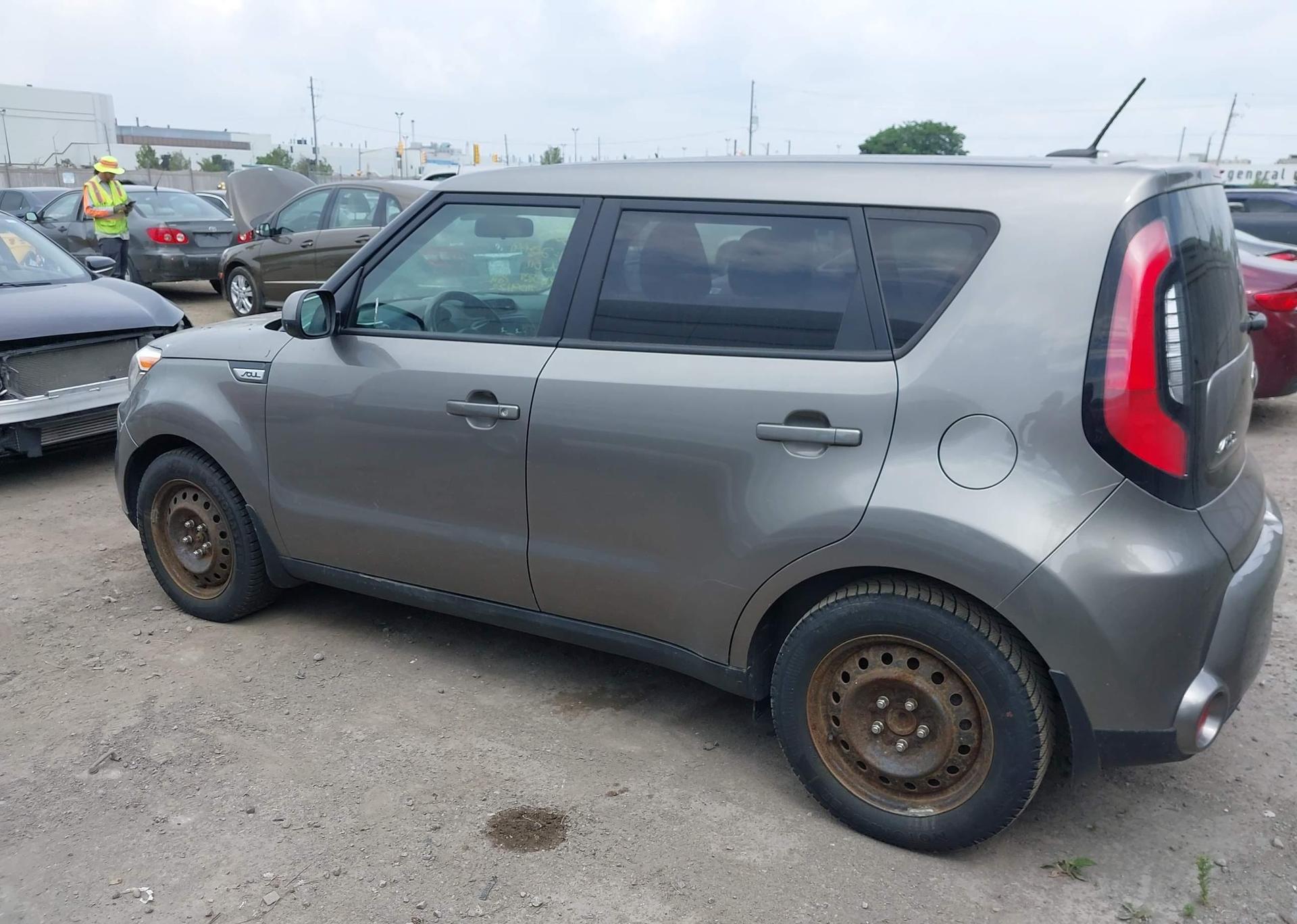 2016 KIA SOUL