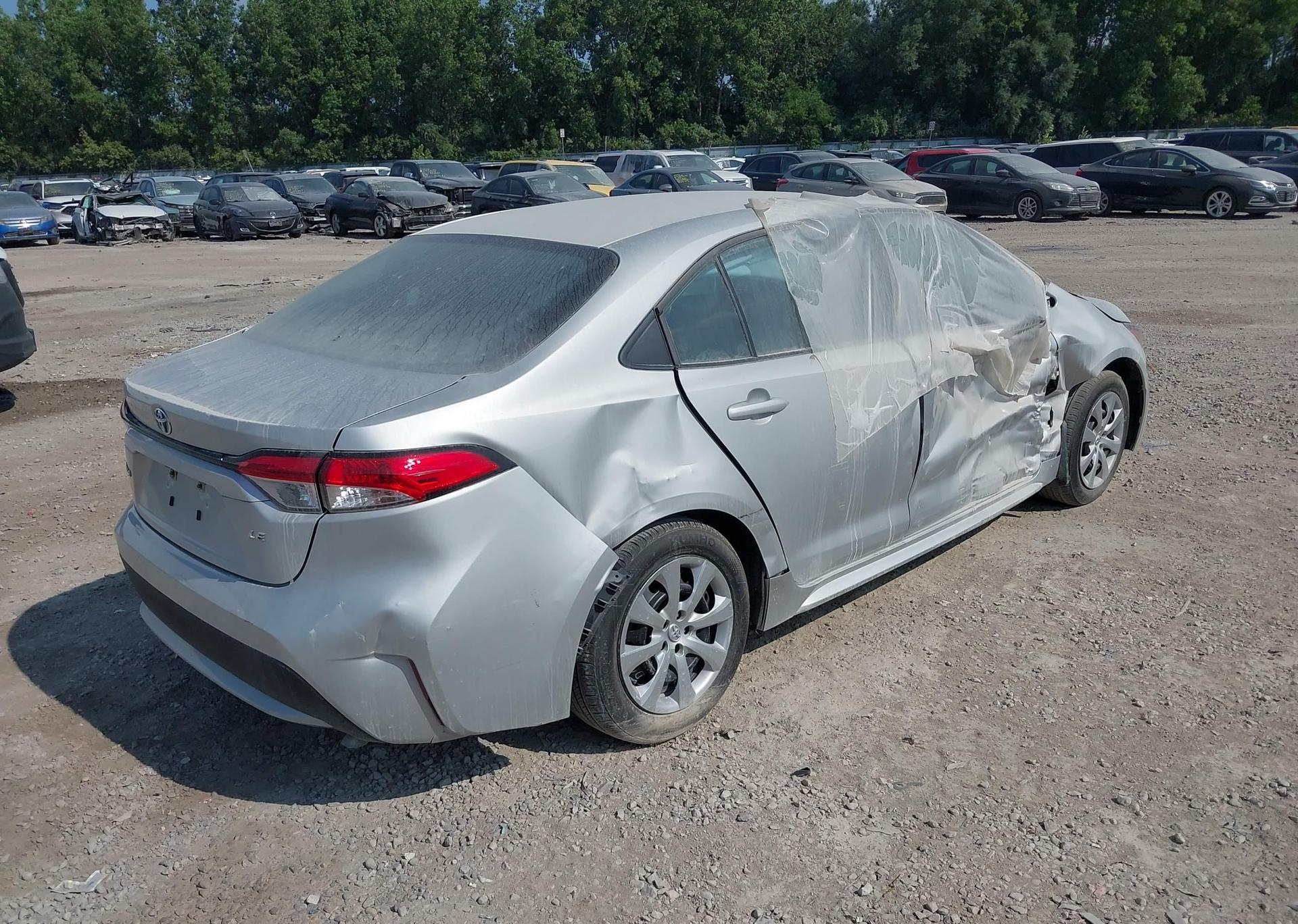 2022 TOYOTA COROLLA LE