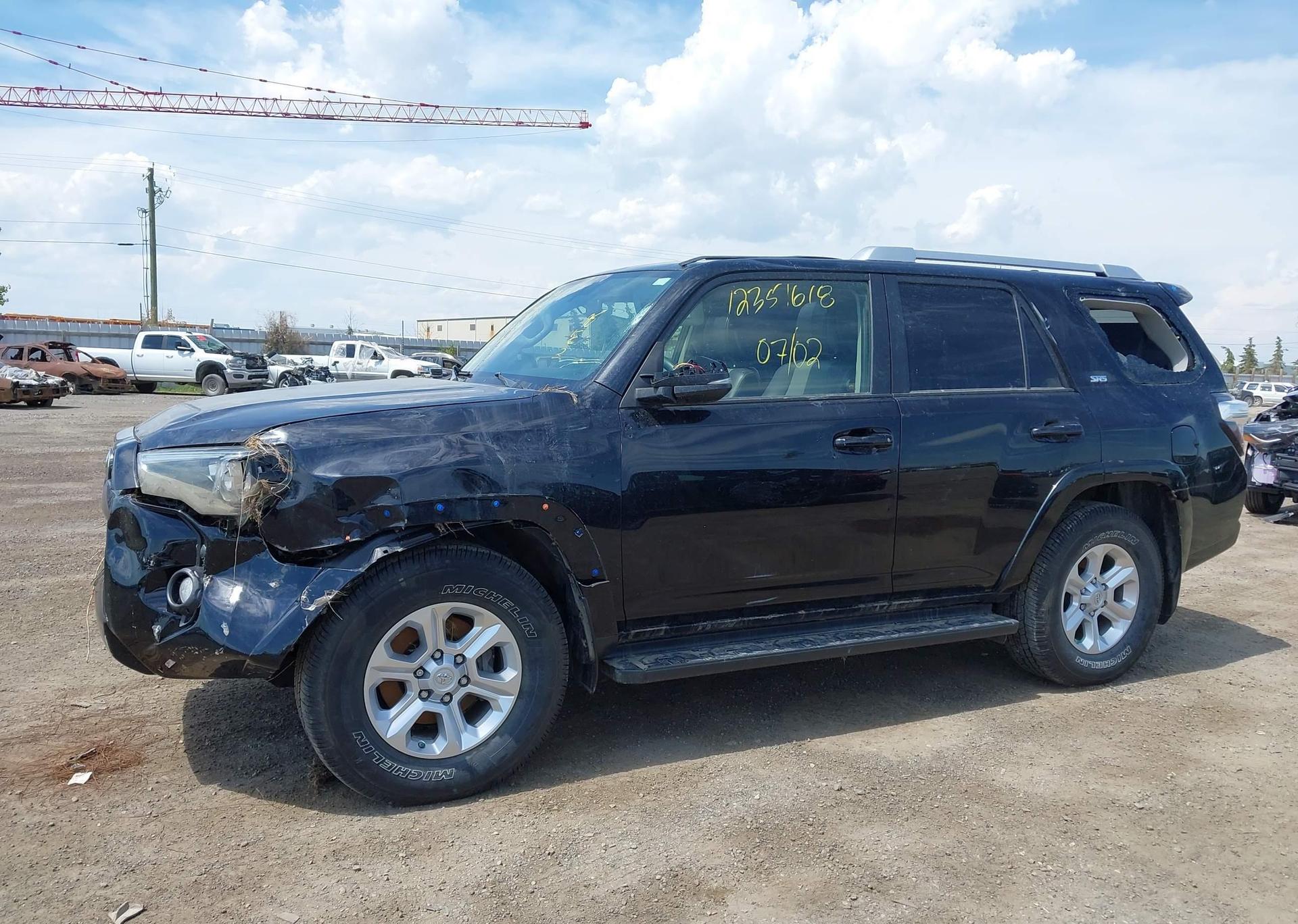 2018 TOYOTA 4RUNNER SR5 PREM
