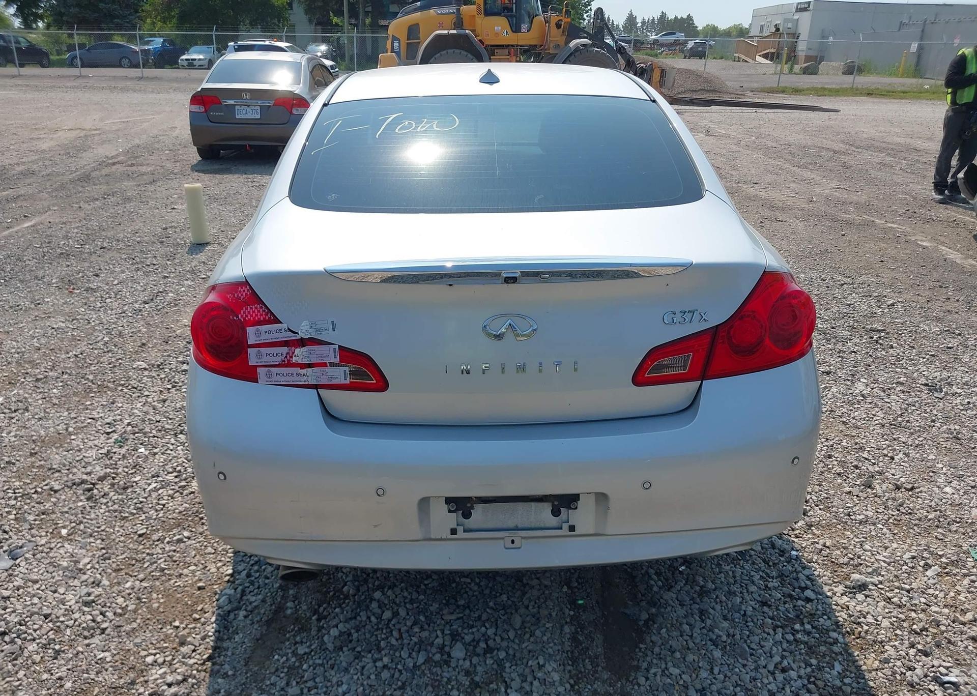 2012 INFINITI G37X
