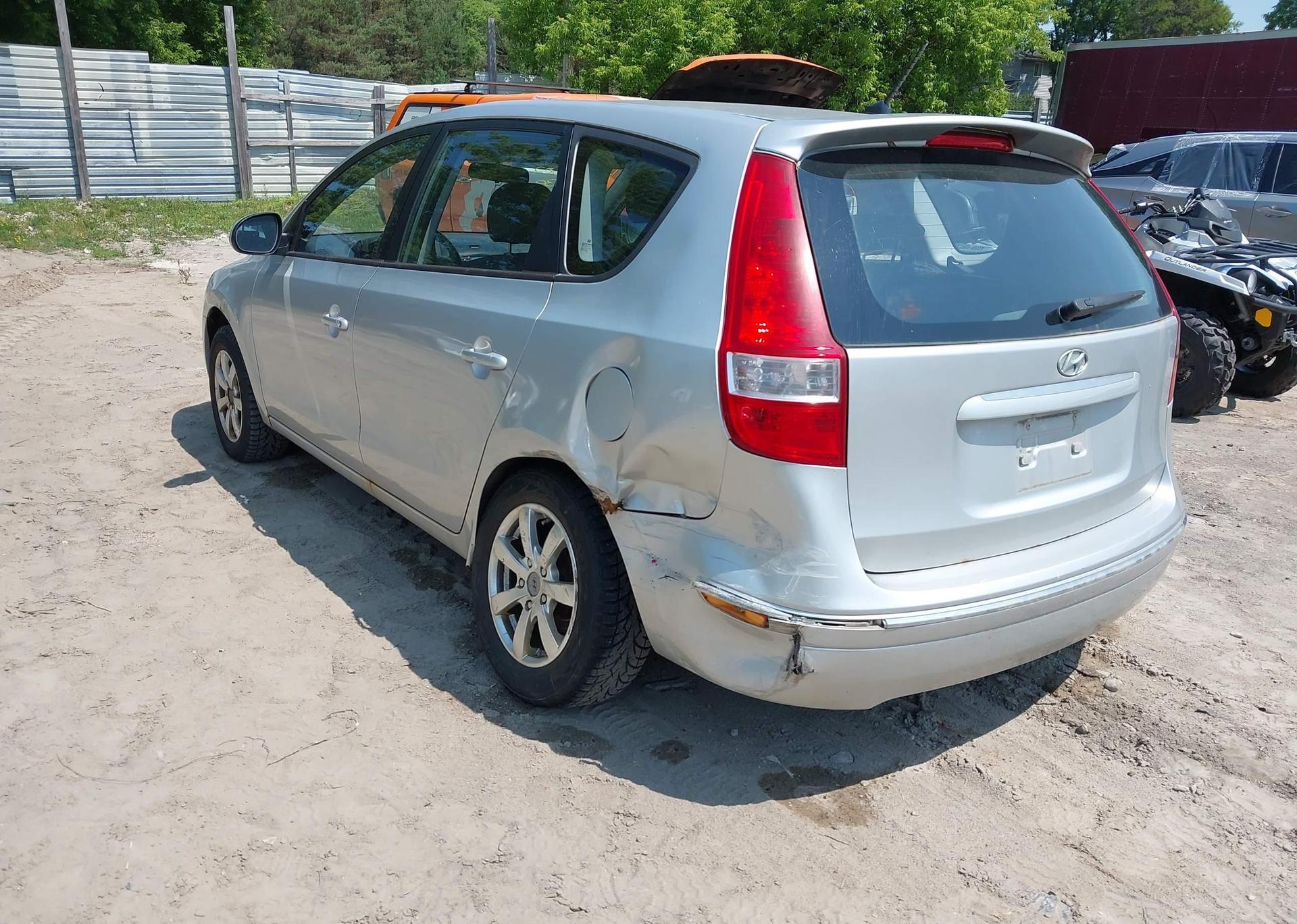2012 HYUNDAI Elantra Touring GLS