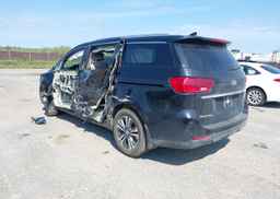 2019 KIA SEDONA
