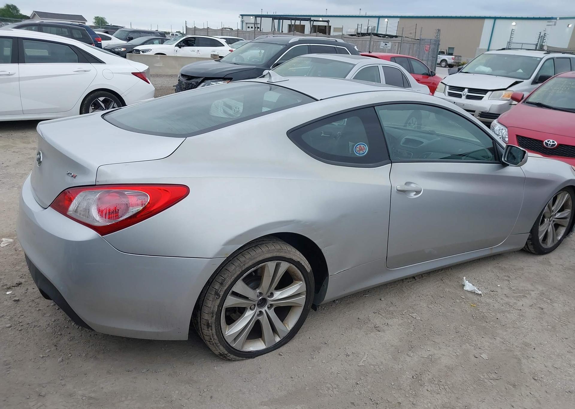 2011 HYUNDAI GENESIS 2.0T PREMIUM