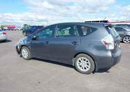 2013 TOYOTA PRIUS V