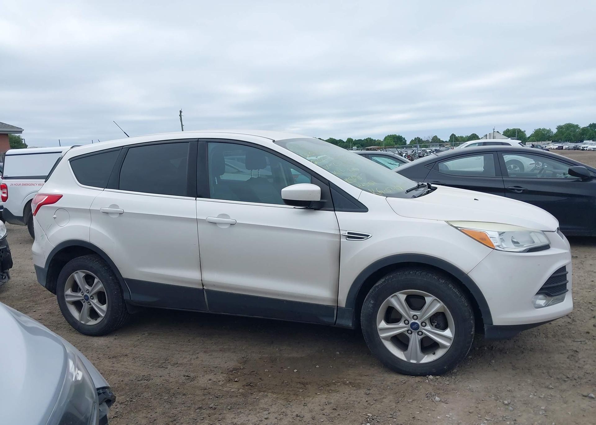 2013 FORD ESCAPE SE