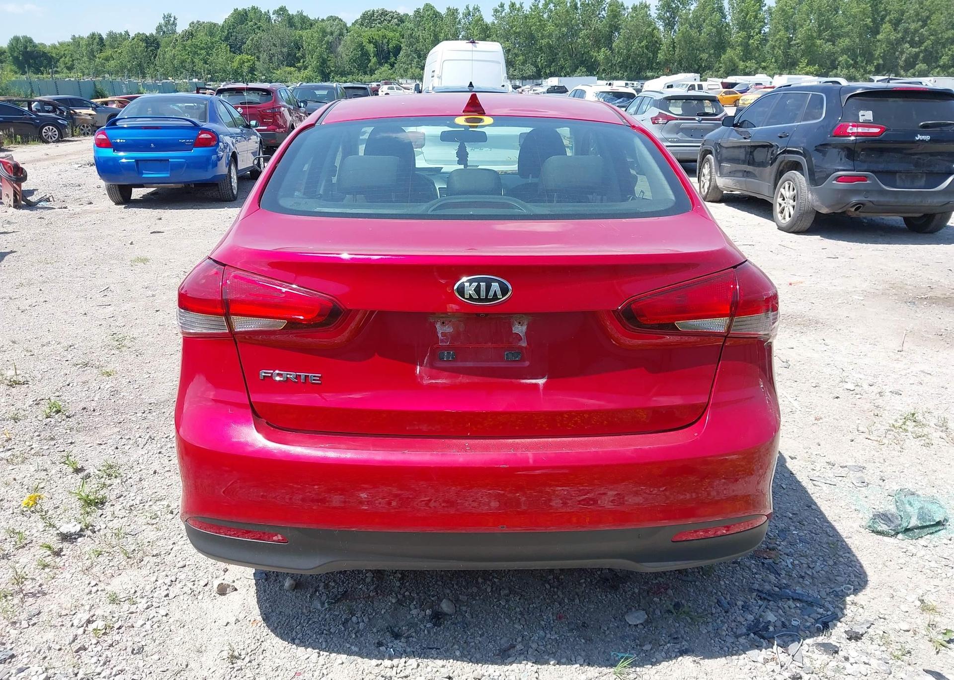 2018 KIA FORTE LX
