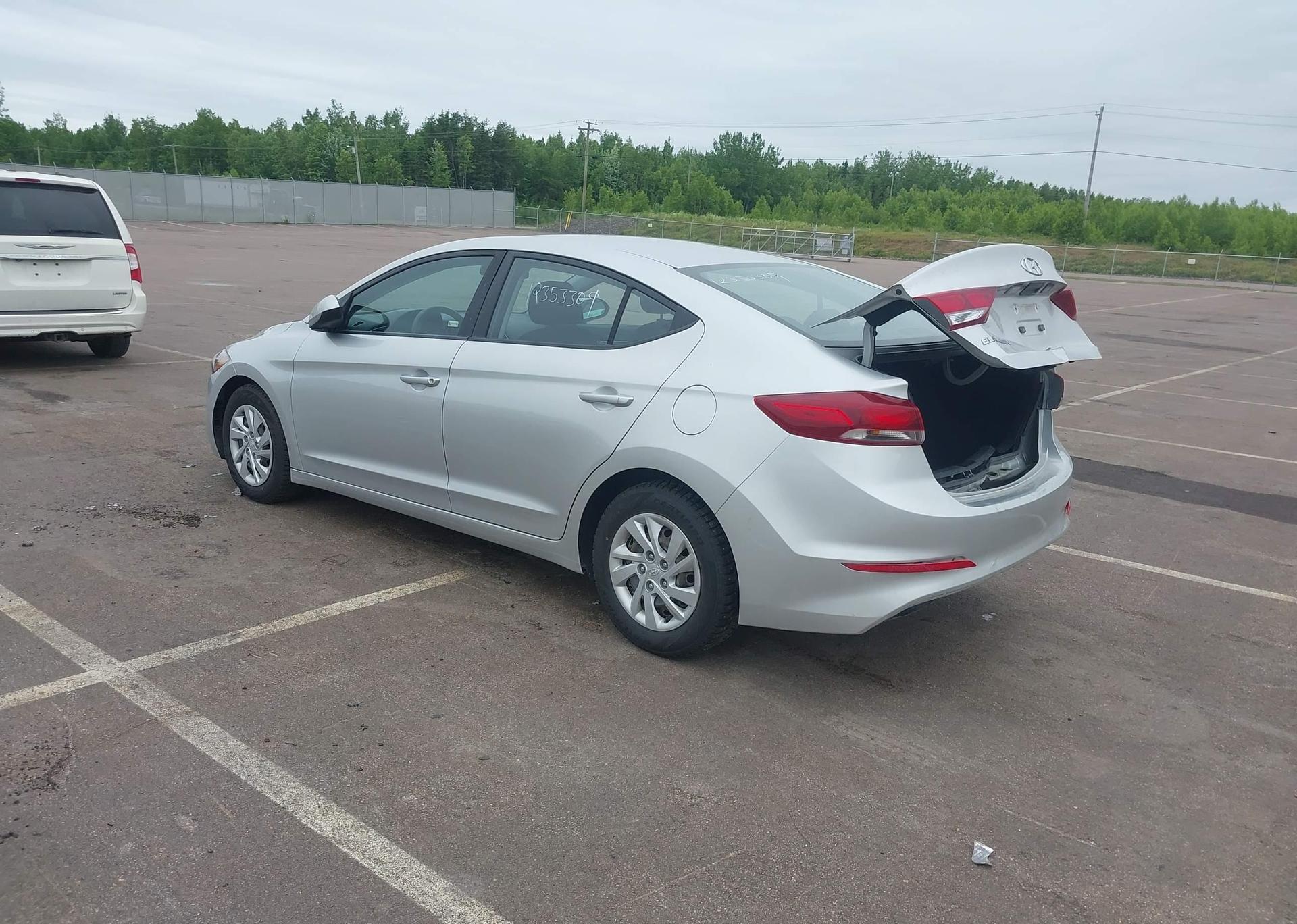 2017 HYUNDAI ELANTRA LE