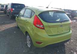 2013 FORD FIESTA SE