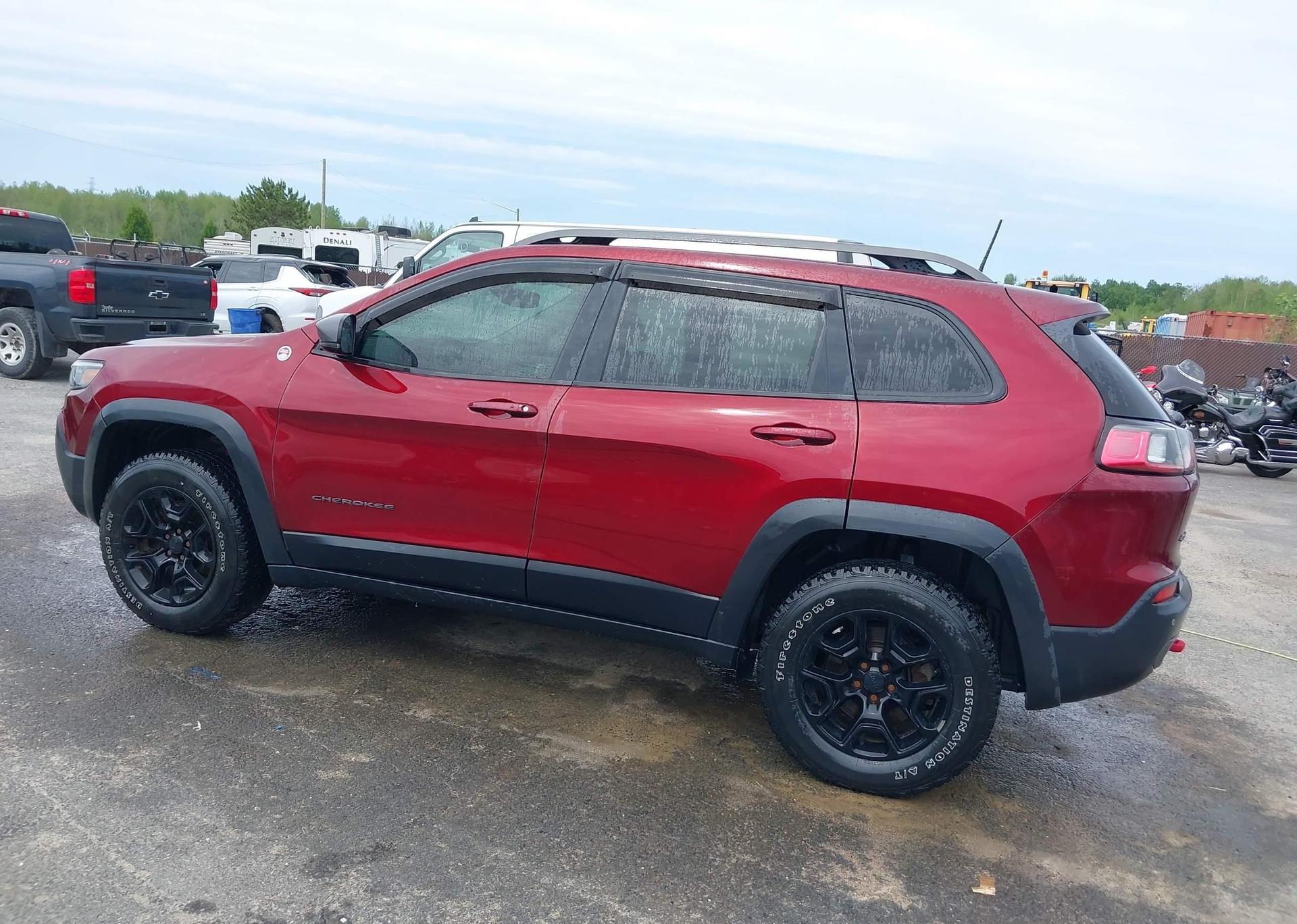 2019 JEEP CHEROKEE TRAILHAWK