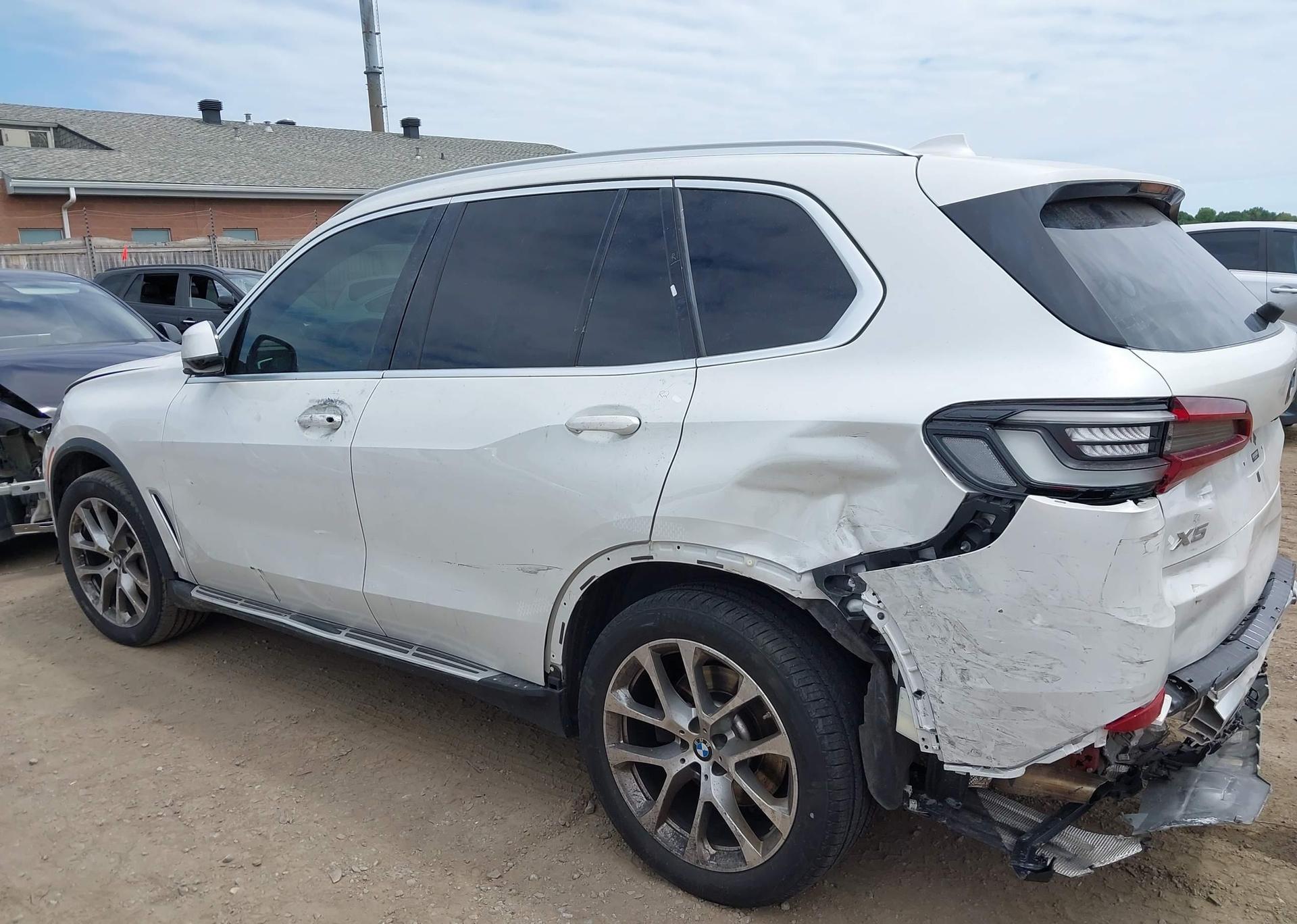 2021 BMW X5 XDRIVE40I