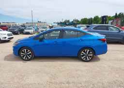 2022 NISSAN VERSA SR