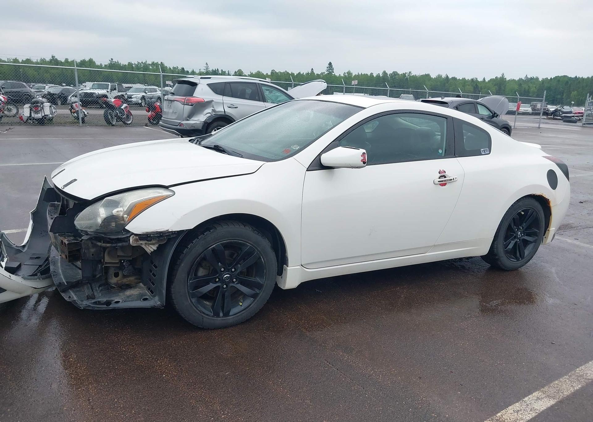 2010 NISSAN Altima S